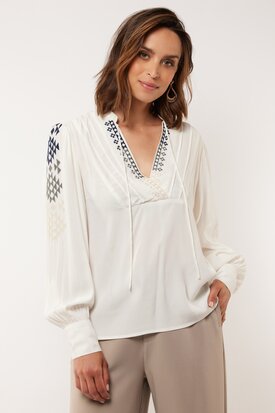 G Maxx Eerin blouse offwhite 