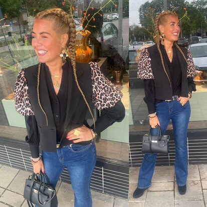 WAUW blazer zwart met leopard pofmouw