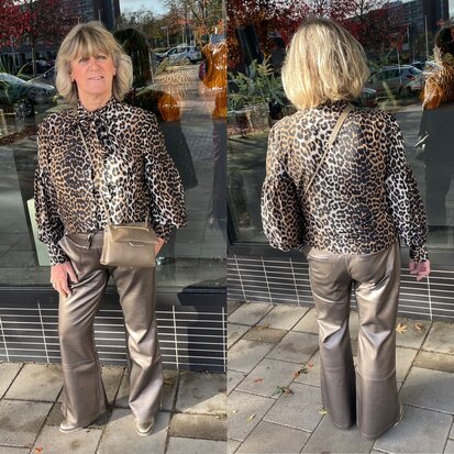 Azzurro blouse travelstof leopard print