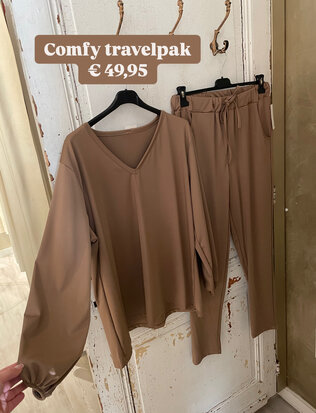 Maaike travel comfy set taupe