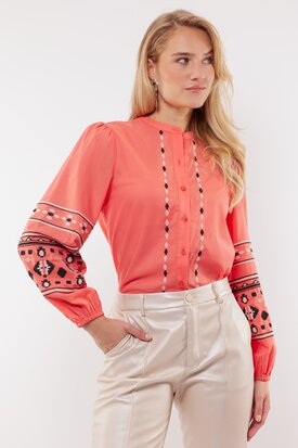 C&S Cascade blouse spicy coral