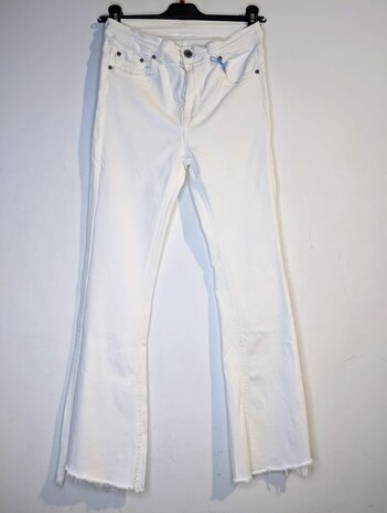 Kickflare jeans offwhite