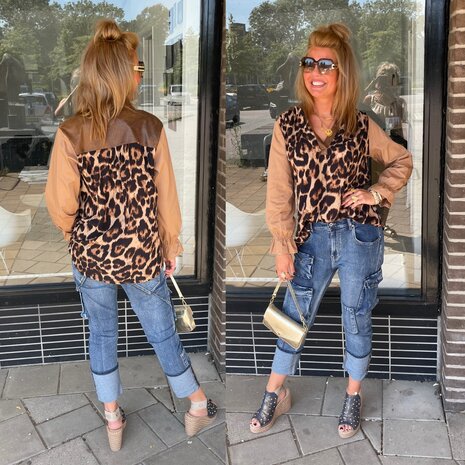 CHICA leopard blouse 