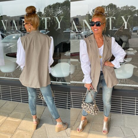 Krijtstreep blazer met mouw taupe