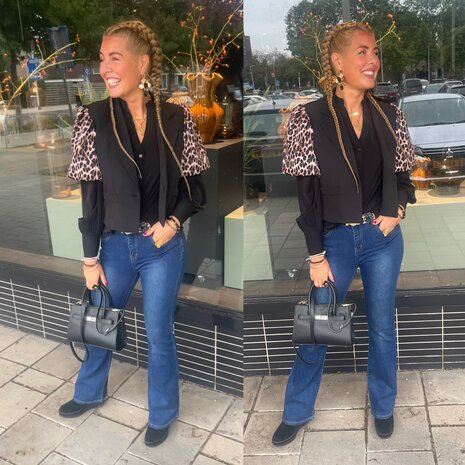 WAUW blazer zwart met leopard pofmouw