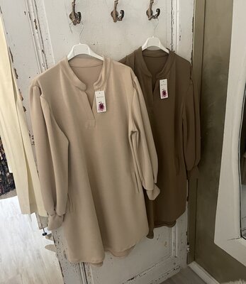 Kellly sweater dress beige